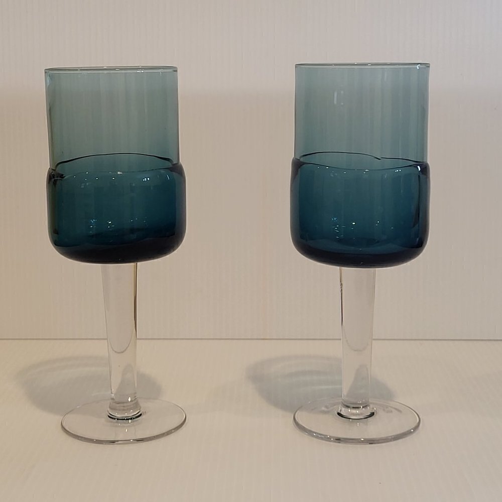 Pier 1 Goblet Blue Water 12 Oz Double Dip Mouth Blown MCM Style Wine Glass Pair